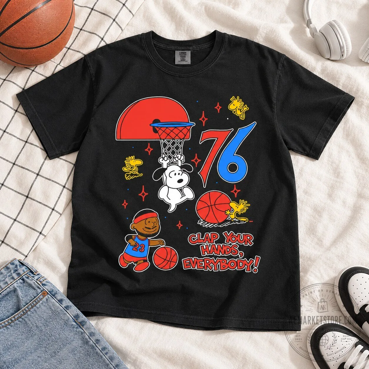 PHILADELPHIA Basketball Snoopy Graphic T Shirt 76ers Fan Streetwear
